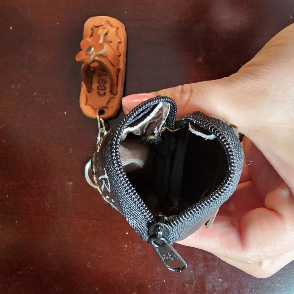 Set of Two Leather Costa Rica Keychain and coin pouch souvenirs NWOT - Picture 4 of 6